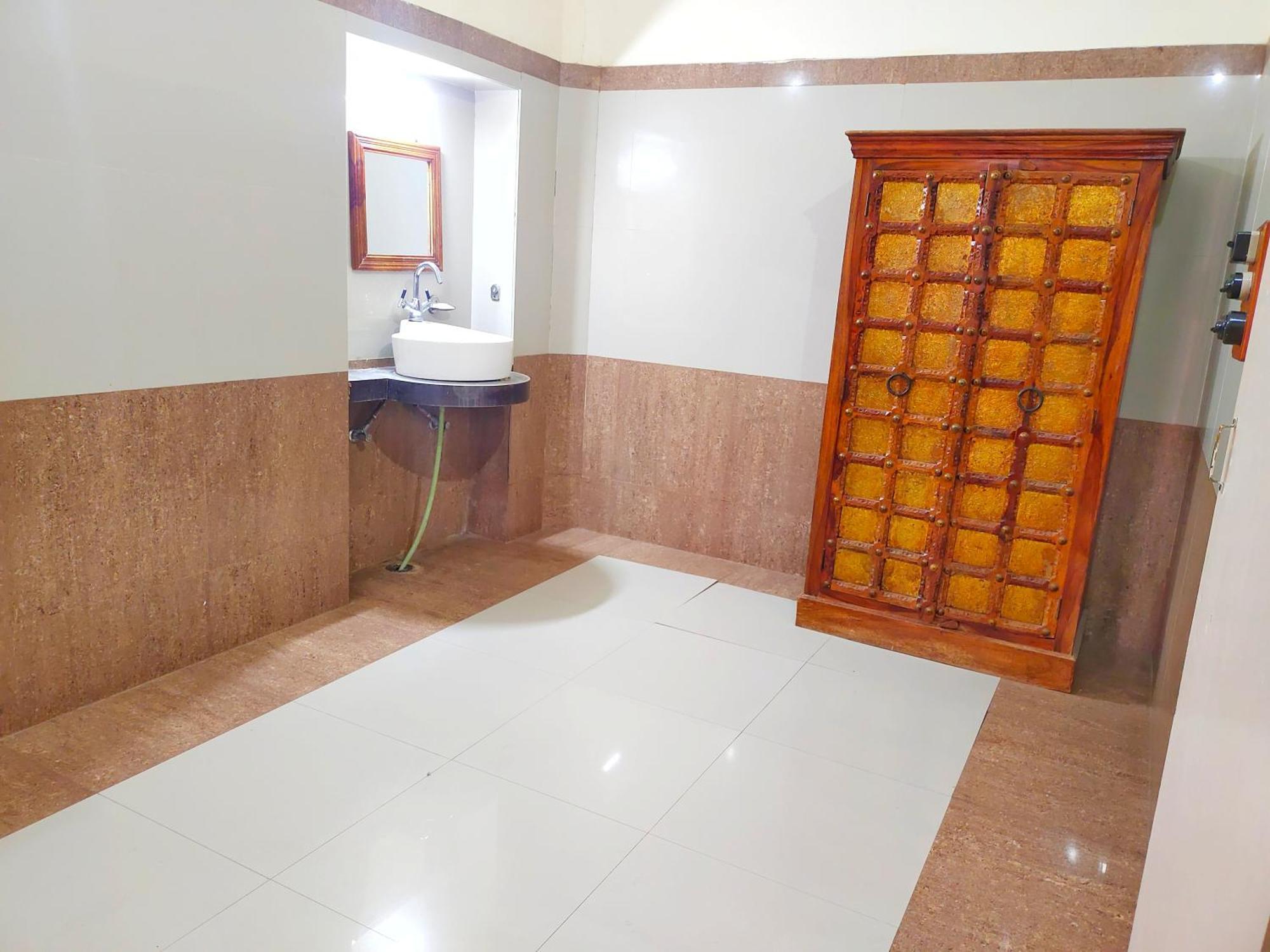 Sisodia Hotel & Resorts Jodhpur  Exteriör bild