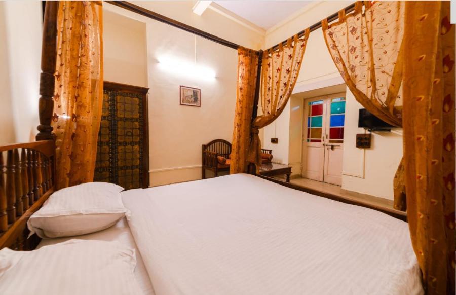 Sisodia Hotel & Resorts Jodhpur  Exteriör bild