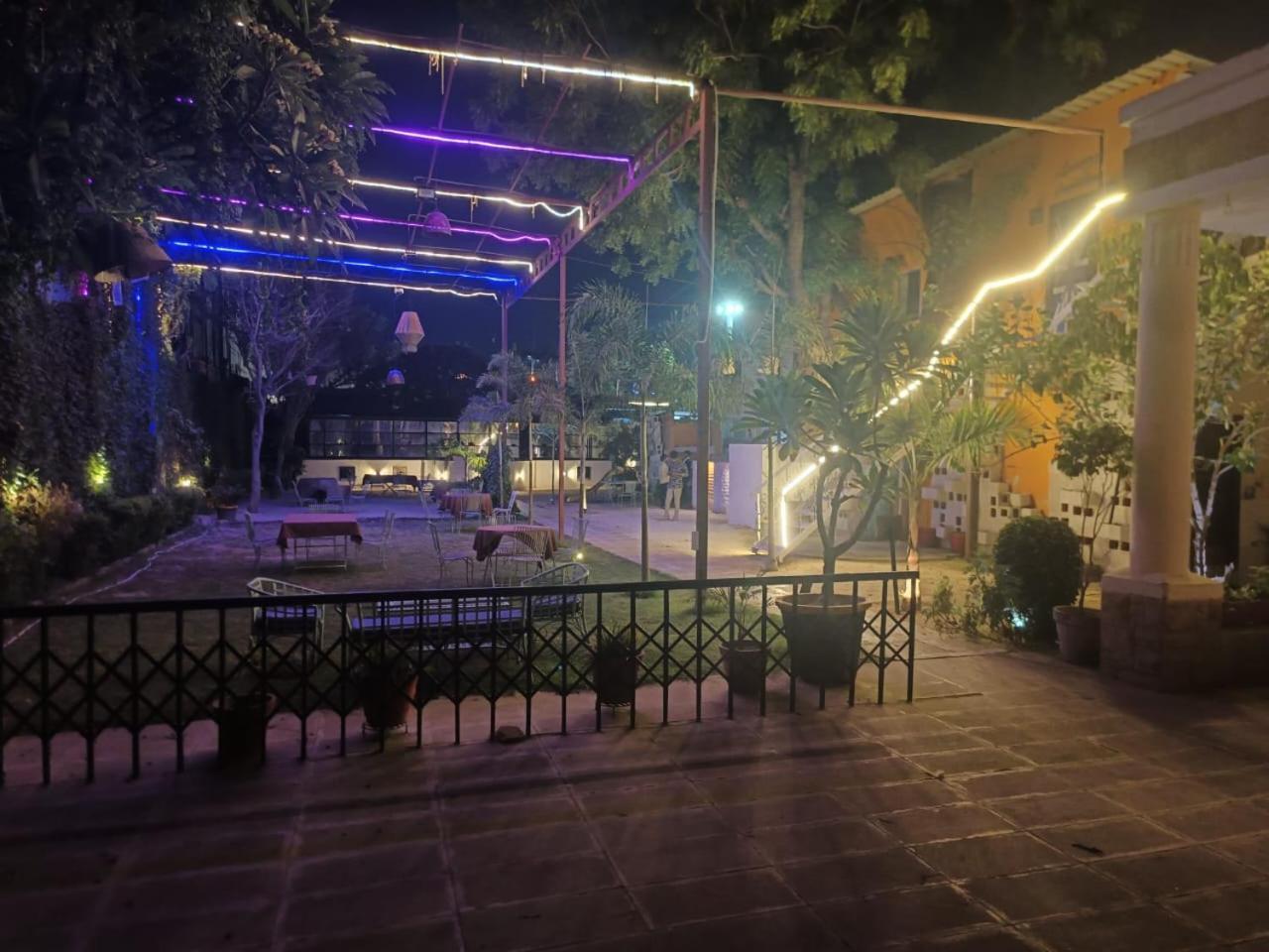 Sisodia Hotel & Resorts Jodhpur  Exteriör bild